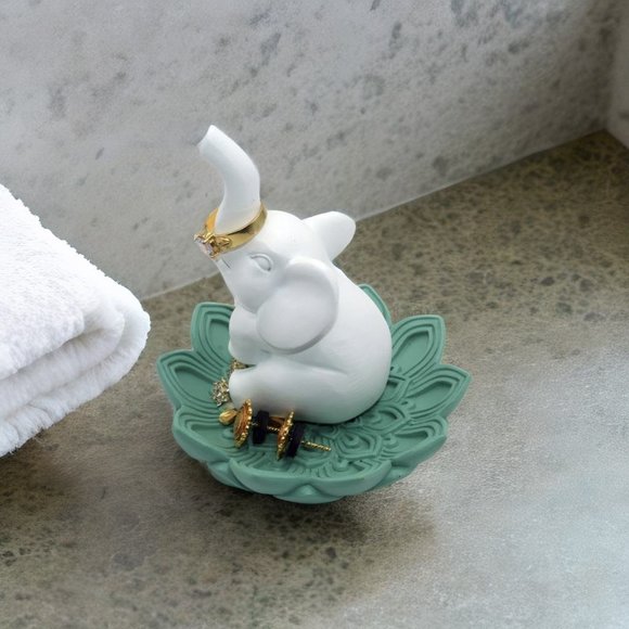 Set of 2 Jewelry Ring Holder Organizer Display Elephant Trinket Tray/Dish Holder - Picture 11 of 11